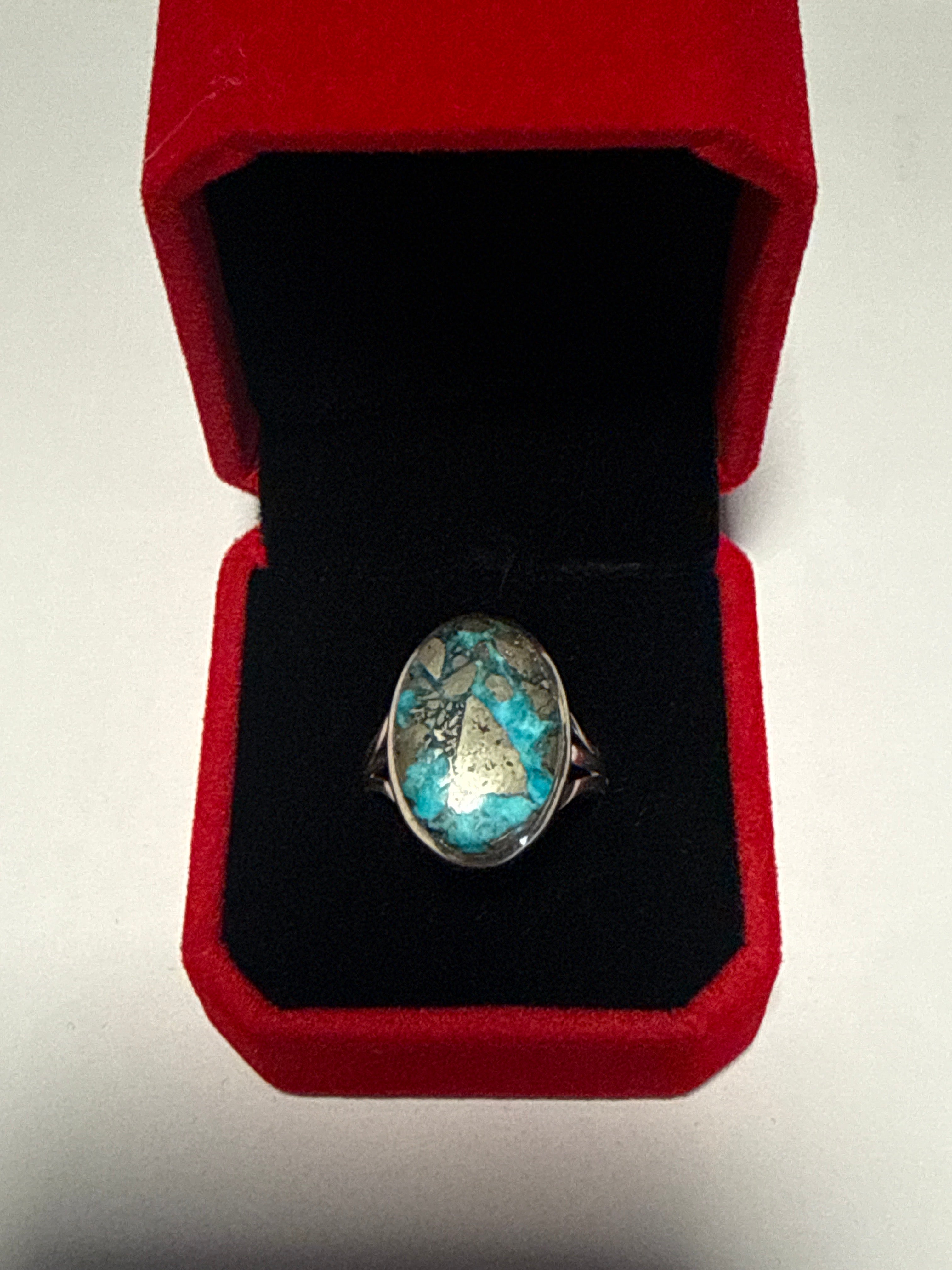Persian turquoise with pyrite size 9￼